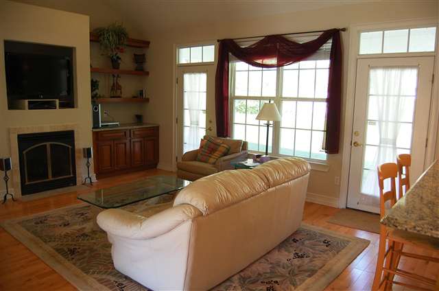 686 Stone House Road, Unit 4 Tallahassee, FL 32301 - Photo 16 of 25 Gallery Image 16