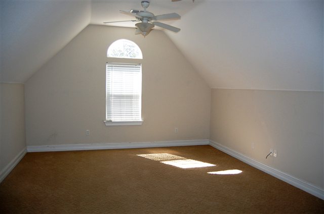 686 Stone House Road, Unit 4 Tallahassee, FL 32301 - Photo 4 of 25 Gallery Image 4
