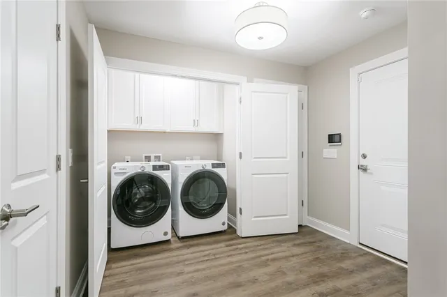 $539,900 | 243 Bretlyn Circle, Brighton, NY 14618