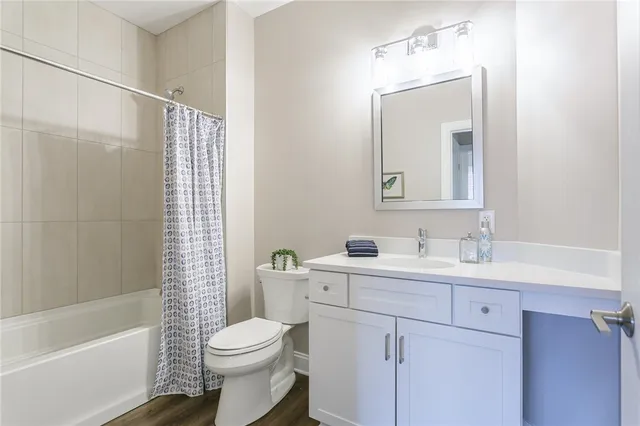 $539,900 | 243 Bretlyn Circle, Brighton, NY 14618