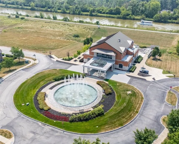 $539,900 | 243 Bretlyn Circle, Brighton, NY 14618