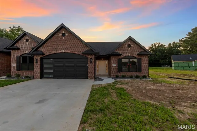 $359,900 | 3707 Beechwood Lane, Cape Girardeau, MO 63701