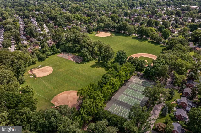 $249,900 | 383 Lakeside Road, Unit 105, Ardmore, PA 19003