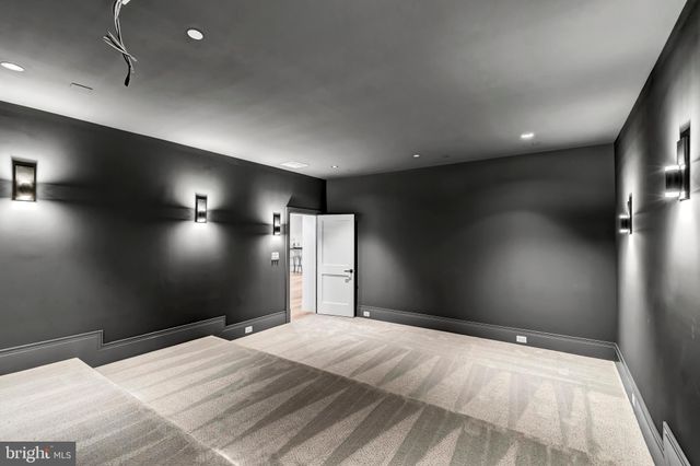 $6,370,000 | 5425 Moorland Lane, Bethesda, MD 20814