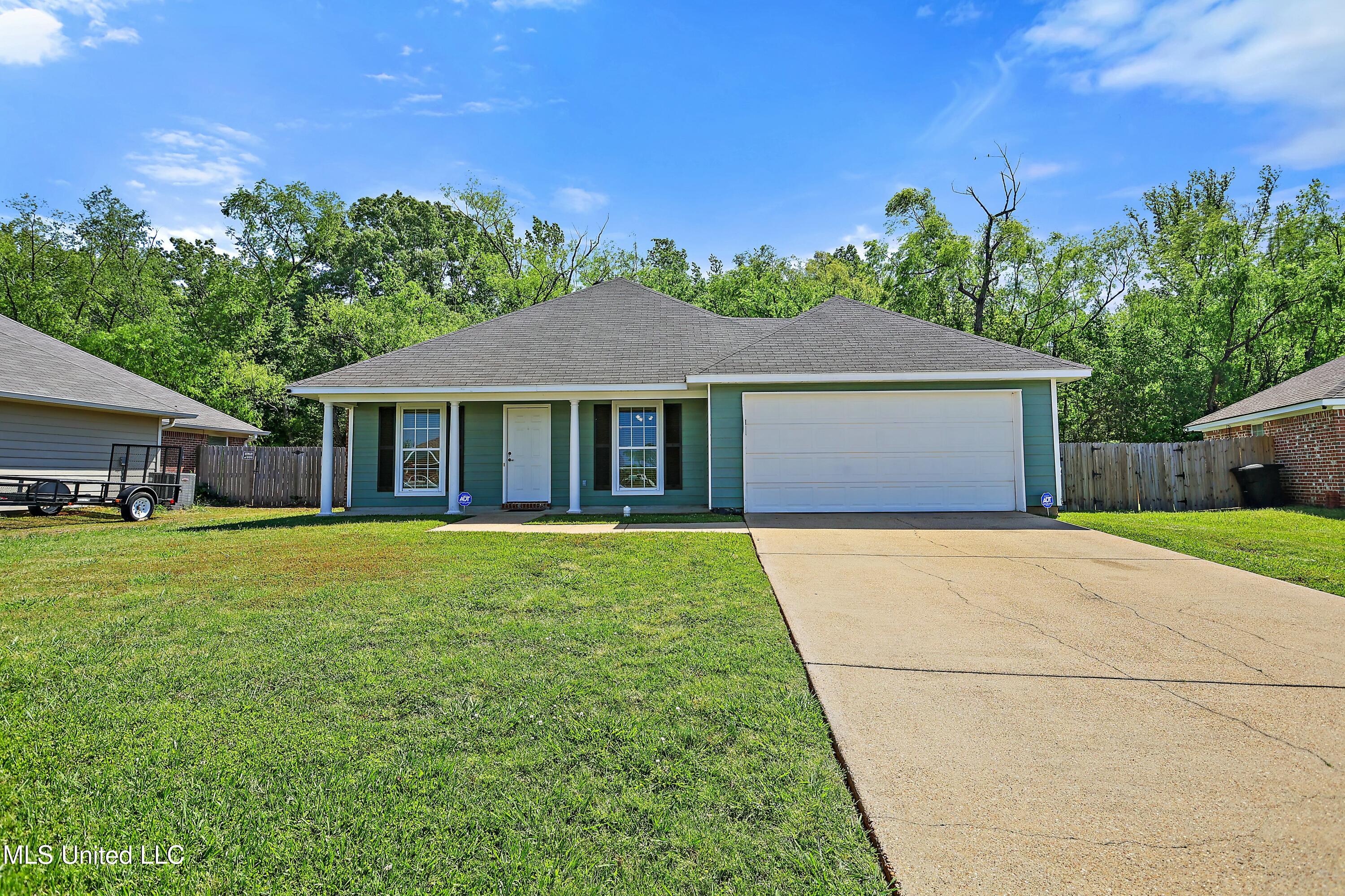 132 Cedar Spring Circle Pearl, MS 39208 - Photo 1 of 21 tempImagezYvY2g