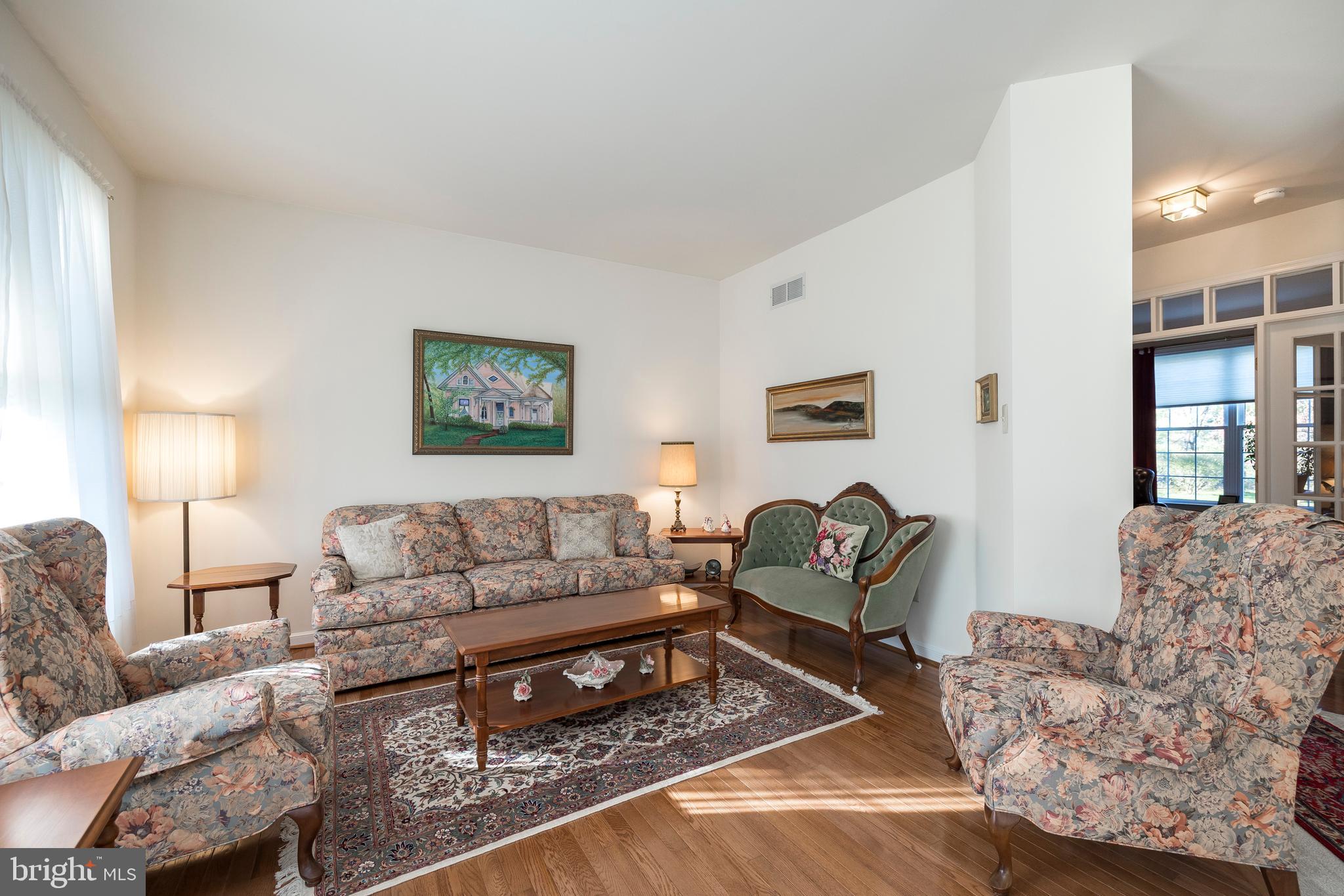 1100 Greystone Road Ambler, PA 19002 - Photo 17 of 56 Living room