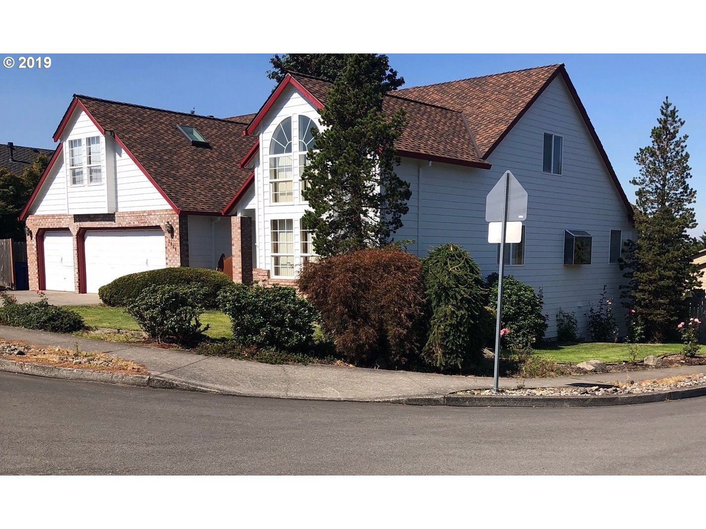 2829 Southwest 33rd Street Gresham, OR 97080 - Photo 1 of 11 Gallery Image 1