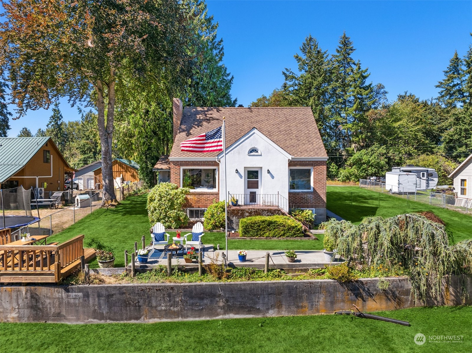 15588 Virginia Point Road Northeast Poulsbo, WA 98370 - Photo 4 of 40 Gallery Image 4