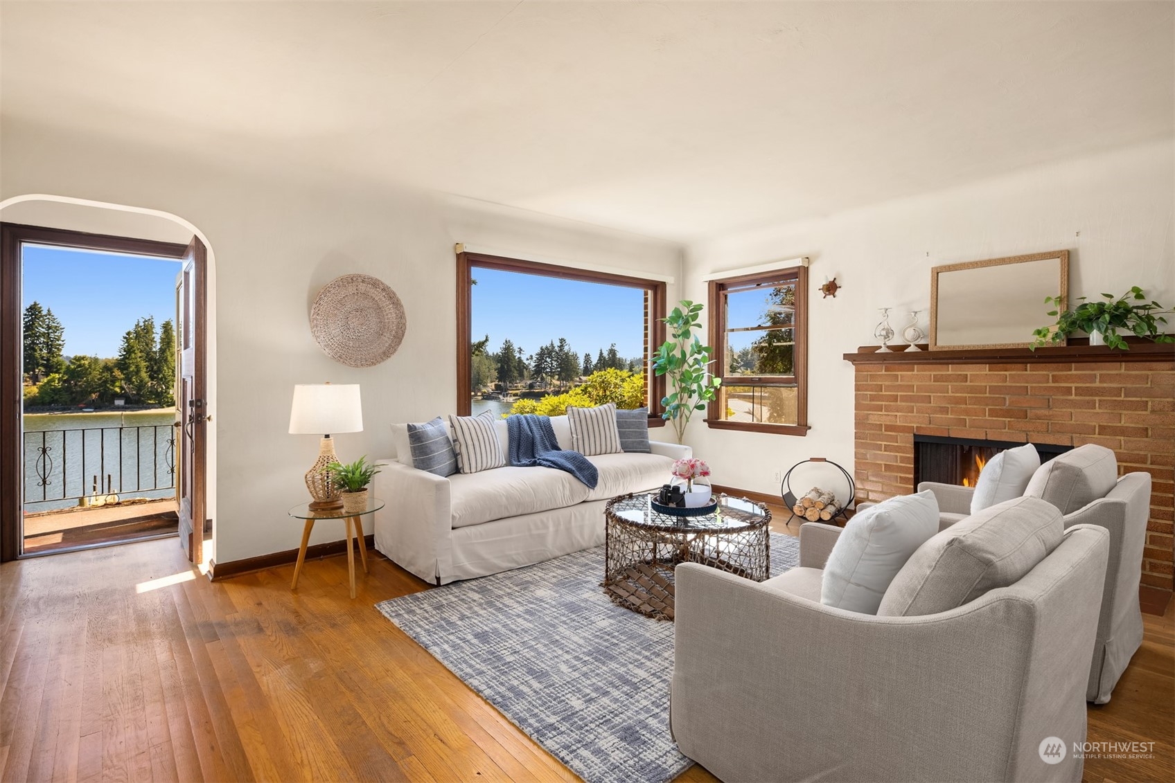 15588 Virginia Point Road Northeast Poulsbo, WA 98370 - Photo 6 of 40 Gallery Image 6