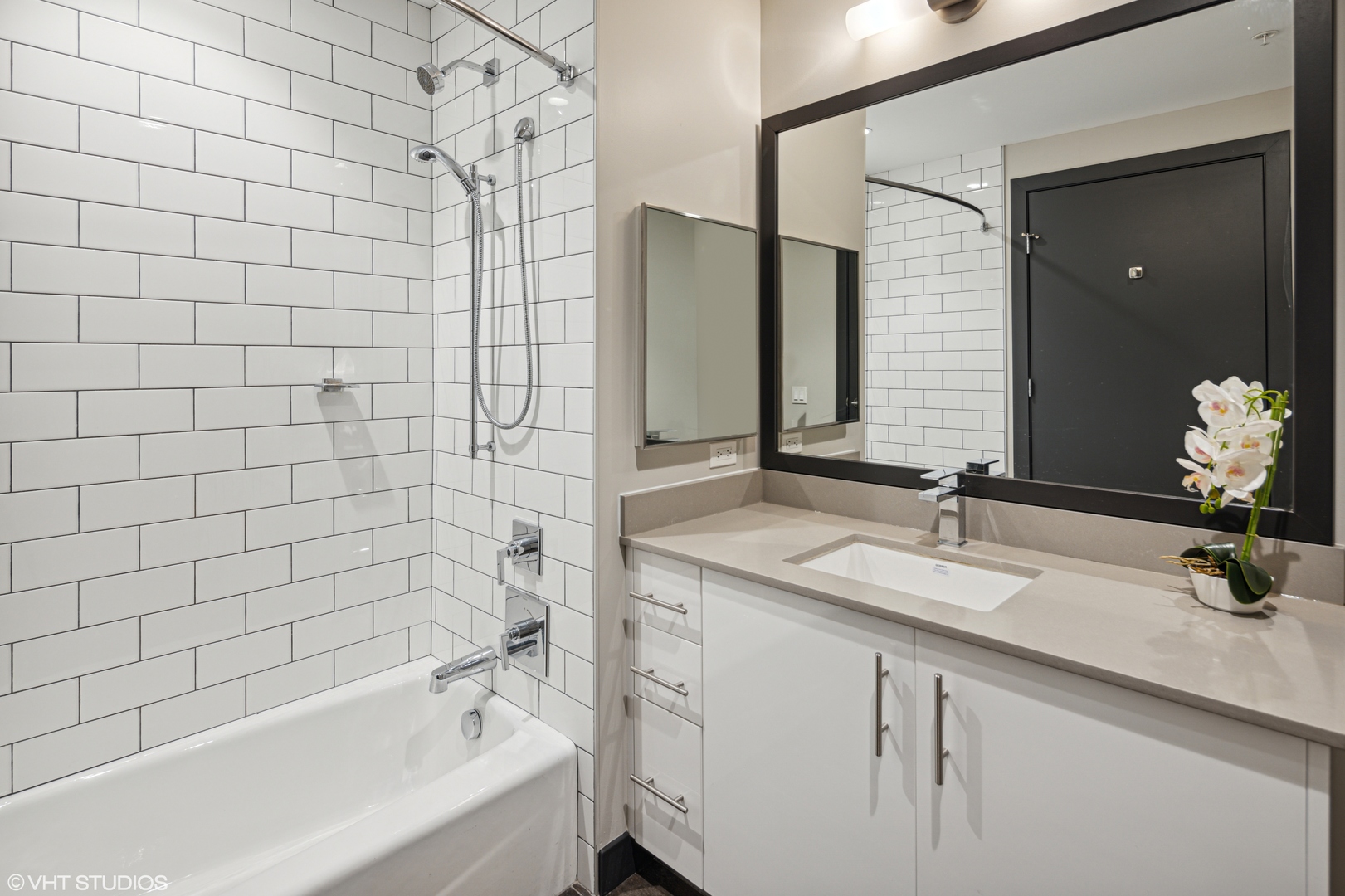 171 North Aberdeen Street, Unit 1014 Chicago, IL 60607 - Photo 8 of 22