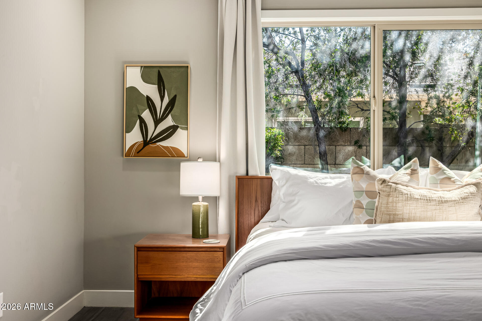 6726 North 11th Street Phoenix, AZ 85014 - Photo 22 of 49 a view of a living room and a window