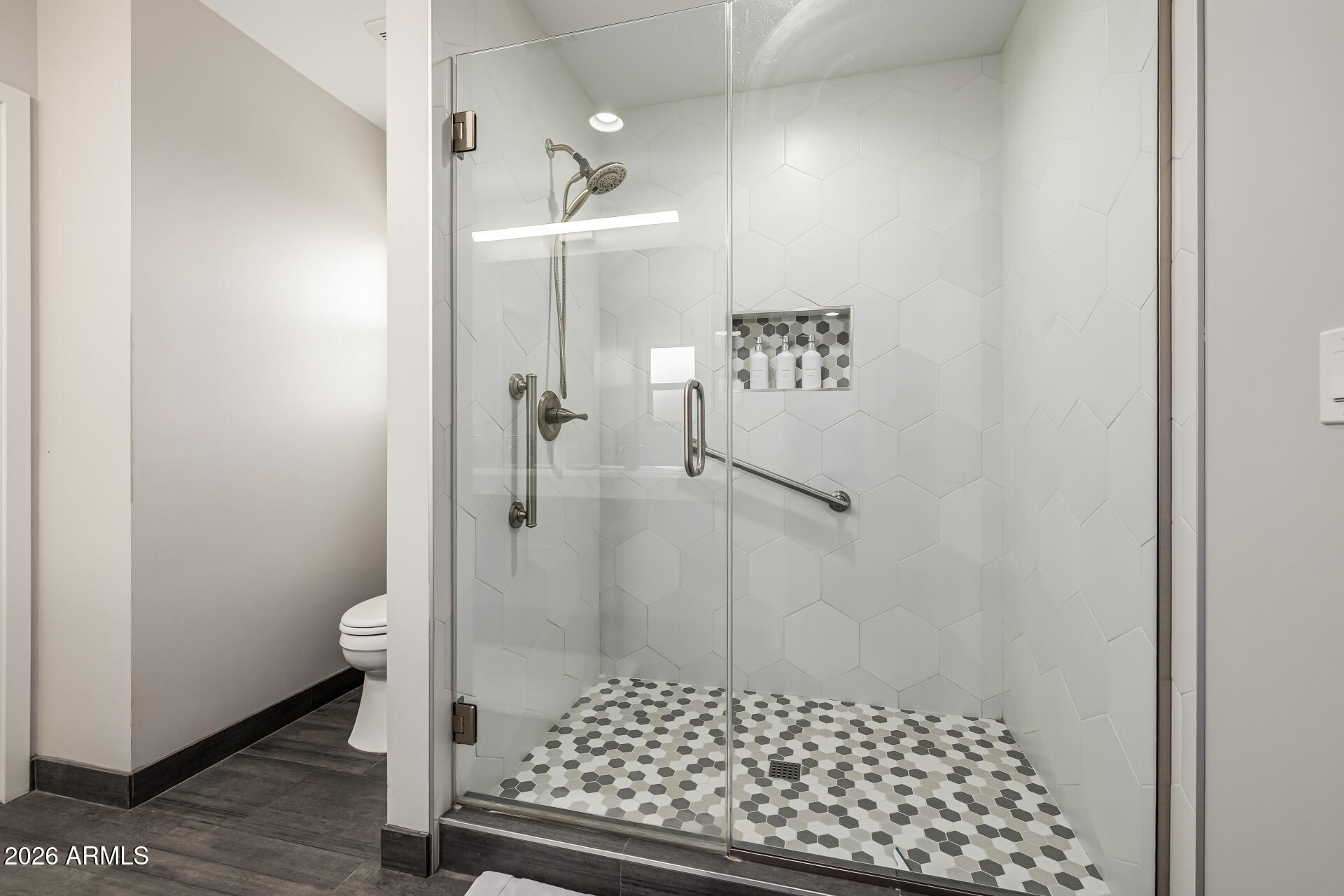6726 North 11th Street Phoenix, AZ 85014 - Photo 26 of 49 a bathroom with a shower