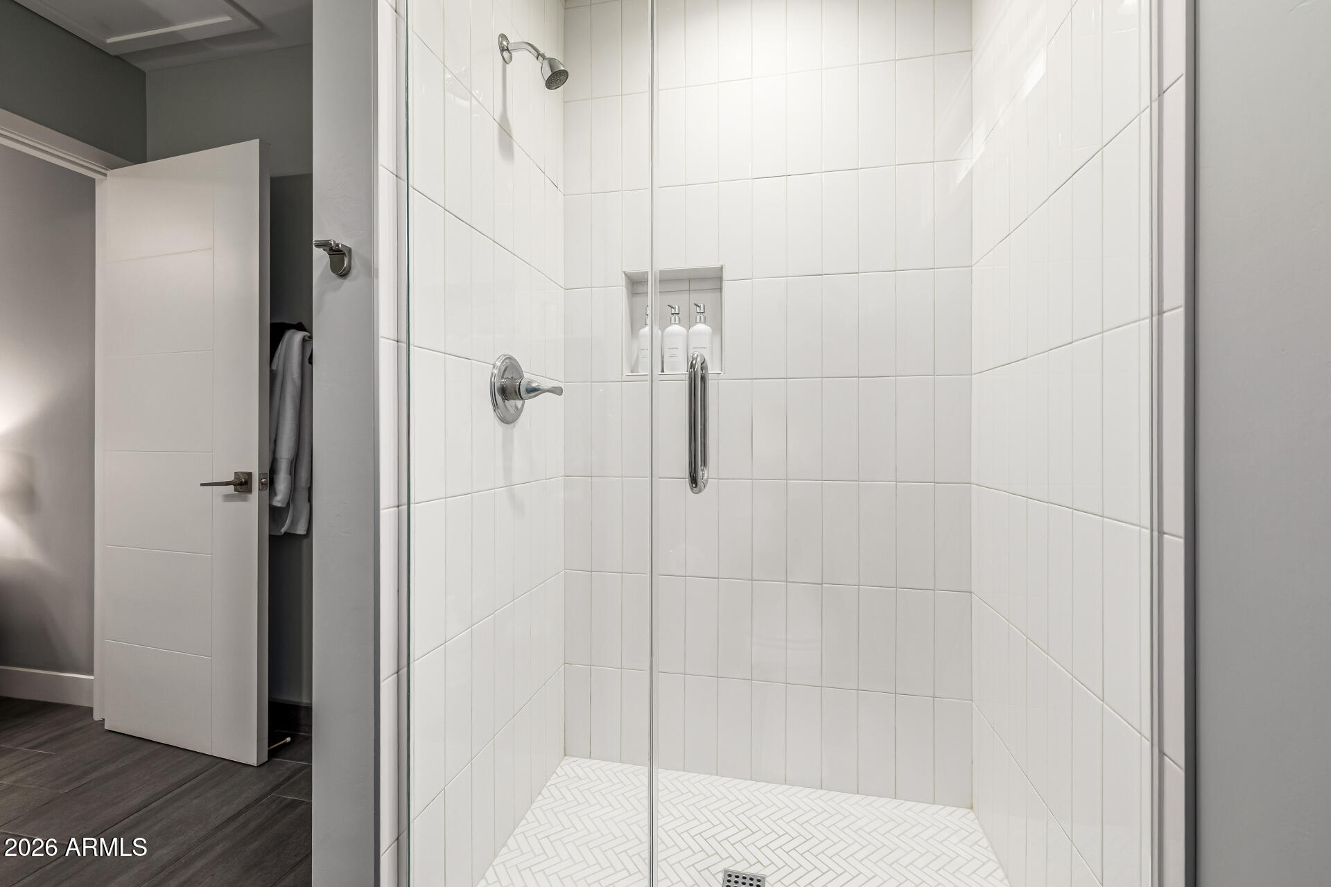 6726 North 11th Street Phoenix, AZ 85014 - Photo 40 of 49 a bathroom with a shower