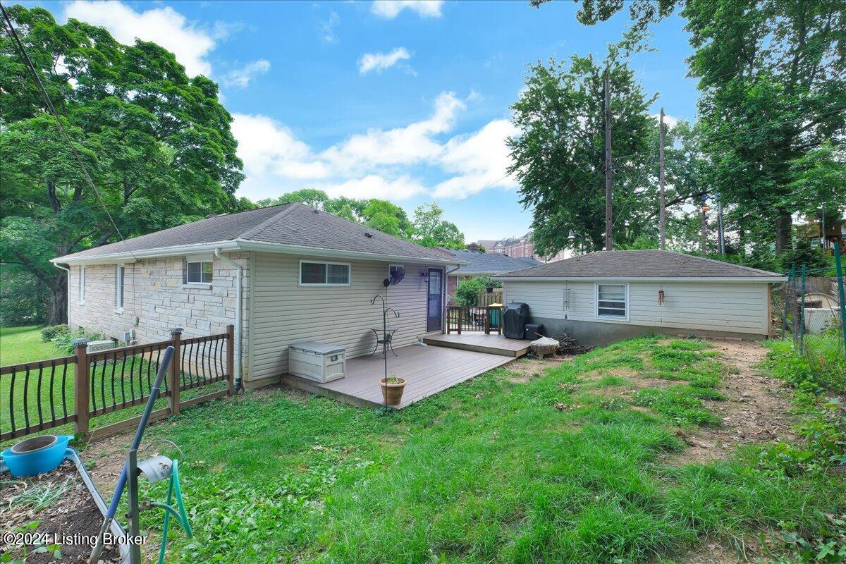 3254 Cross Bill Road Louisville, KY 40213 - Photo 37 of 39 38-3524 Cross Bill Rd-138