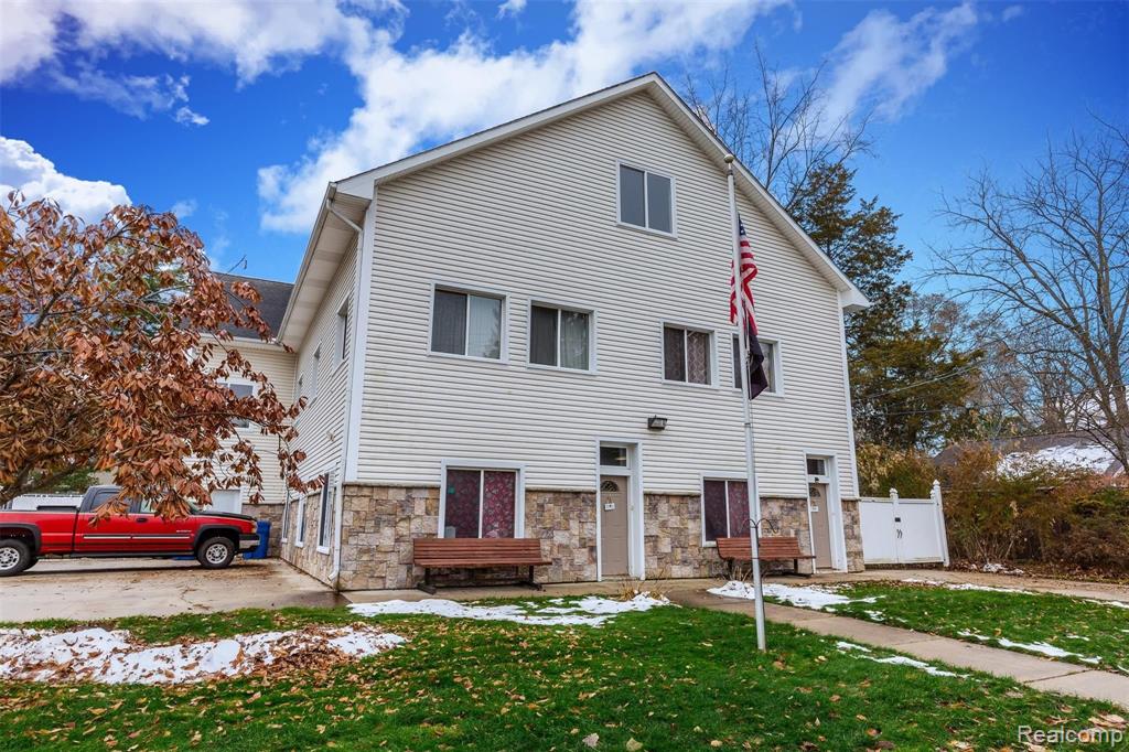 5020 Chicago Road Warren, MI 48092 - Photo 3 of 35