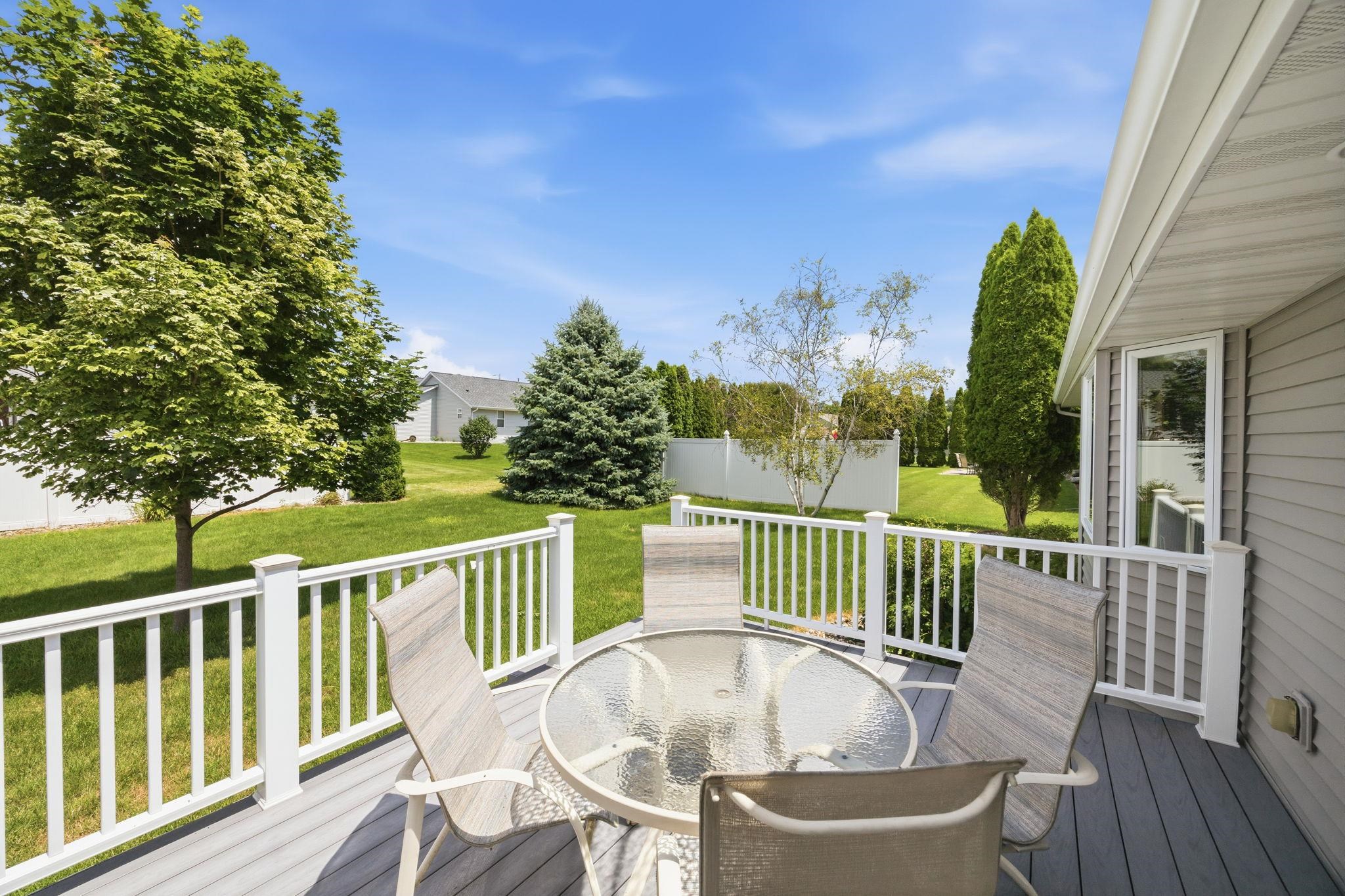 1532 Montclair Place Fort Atkinson, WI 53538 - Photo 40 of 47