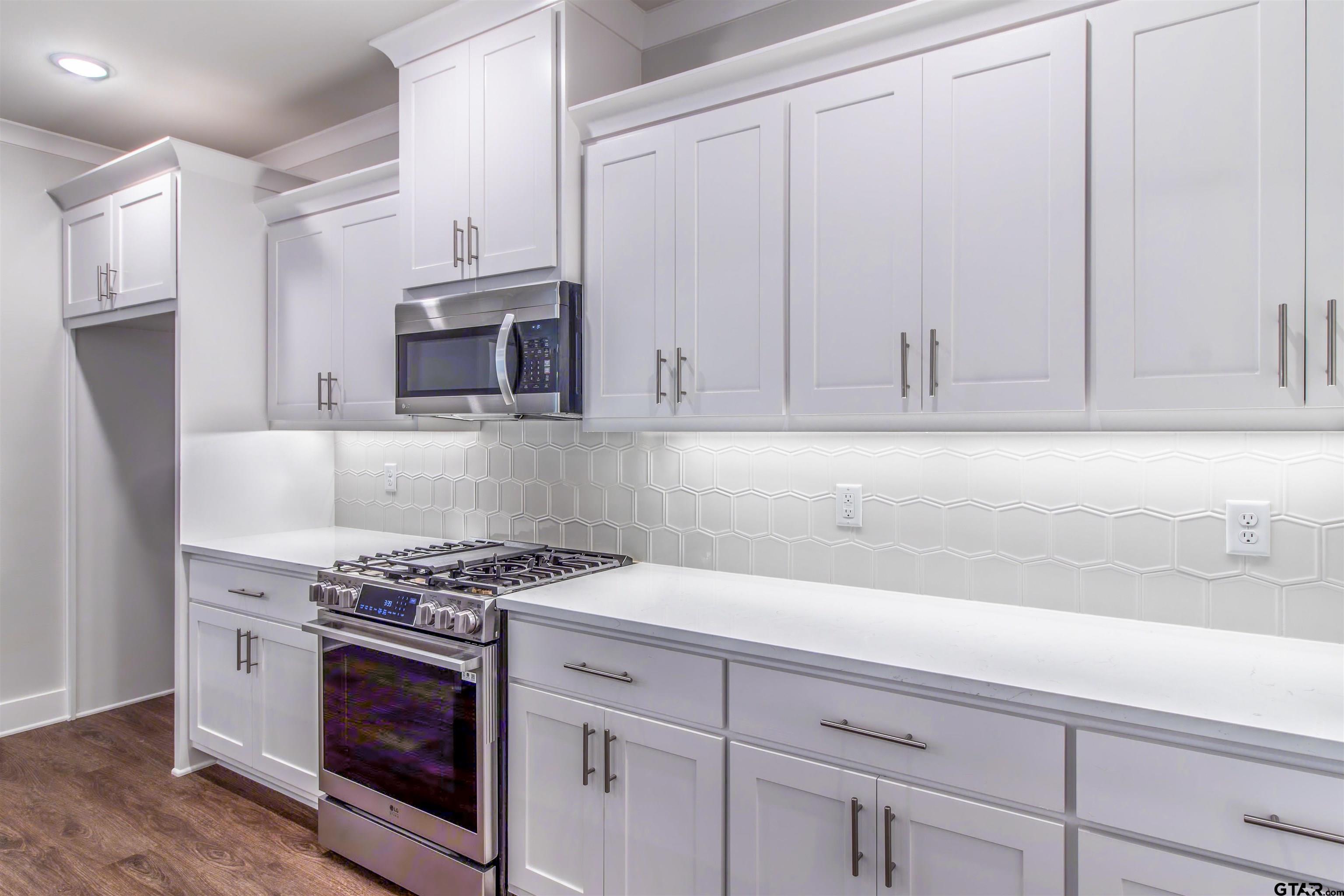 7013 Hillside Avenue Tyler, TX 75707 - Photo 17 of 37