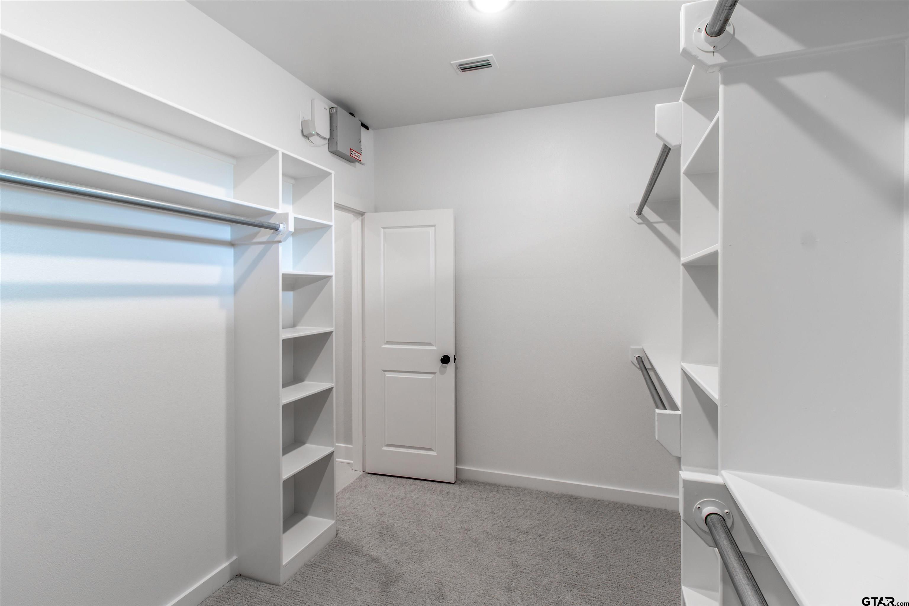 7013 Hillside Avenue Tyler, TX 75707 - Photo 27 of 37