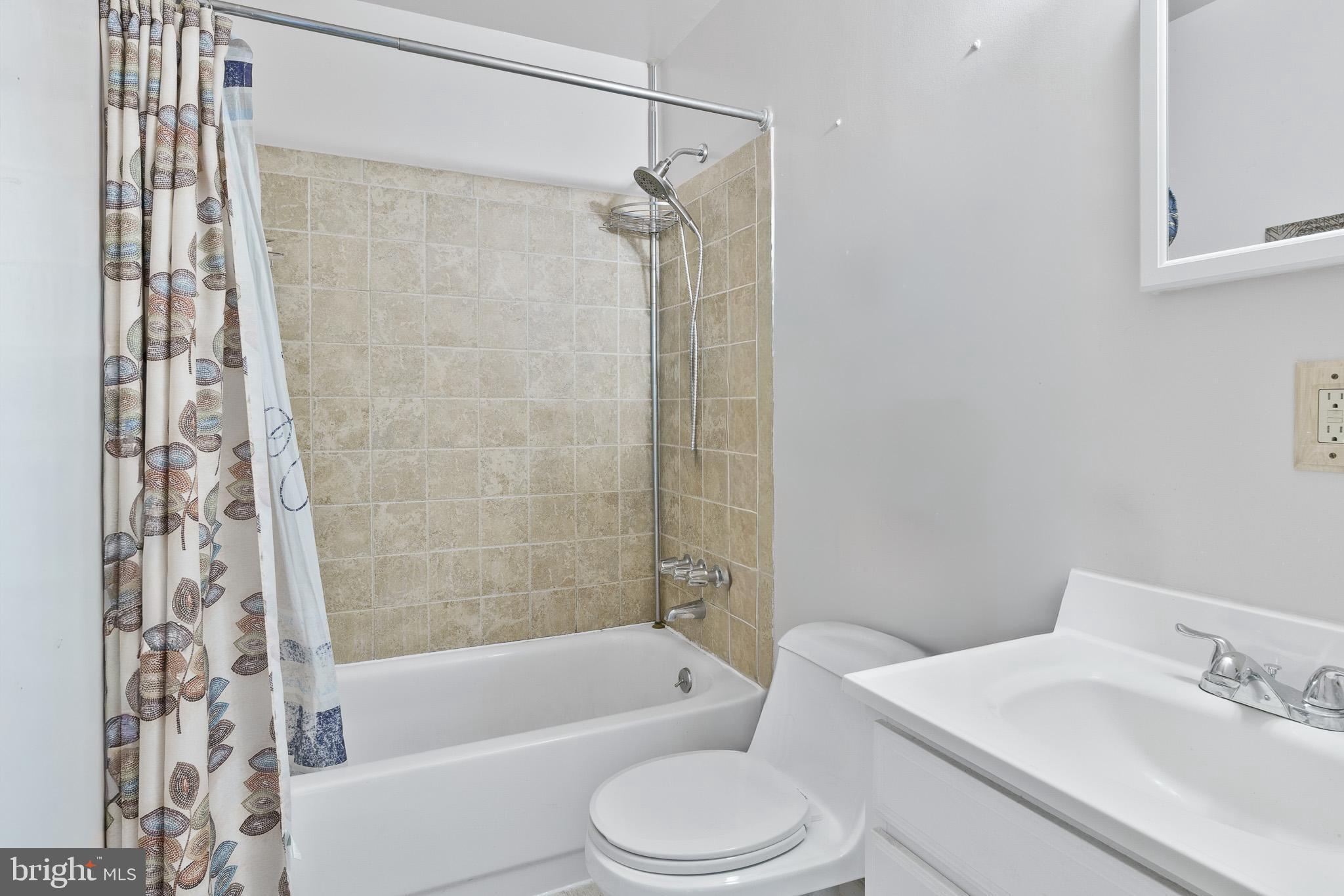 19420 Thomas Farm Road Gaithersburg, MD 20886 - Photo 12 of 15