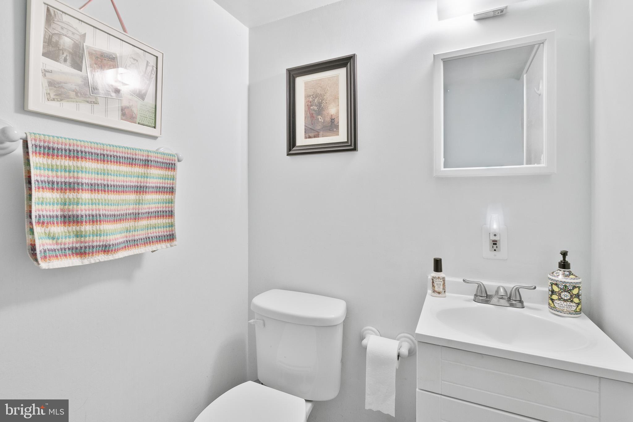 19420 Thomas Farm Road Gaithersburg, MD 20886 - Photo 7 of 15