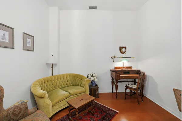 $489,900 | 965 Rogers Street, Unit 104, Downers Grove, IL 60515