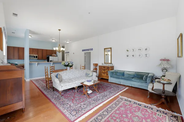 $489,900 | 965 Rogers Street, Unit 104, Downers Grove, IL 60515