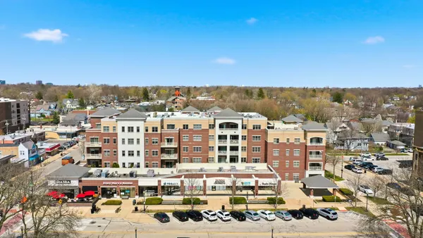 $489,900 | 965 Rogers Street, Unit 104, Downers Grove, IL 60515