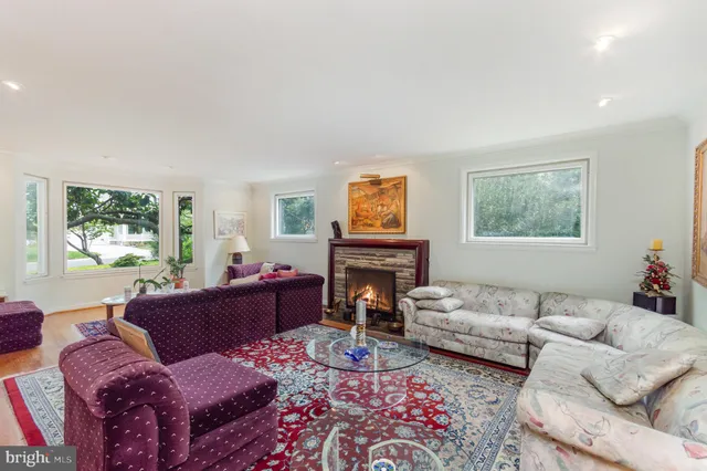 $6,500 | 5804 Lenox Road, Bethesda, MD 20817