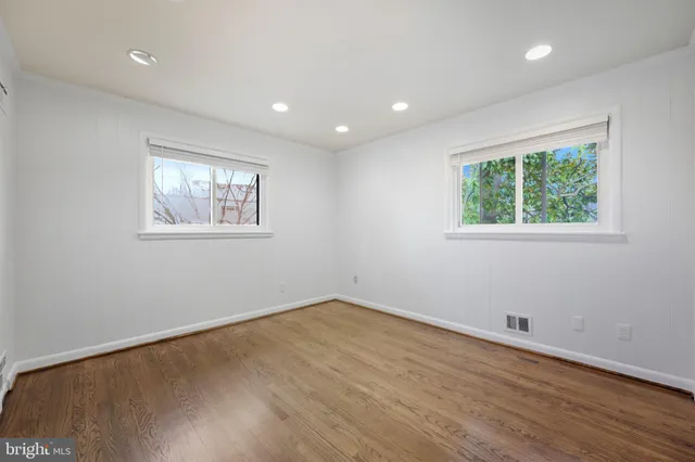 $6,000 | 5804 Lenox Road, Bethesda, MD 20817