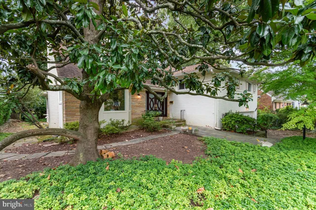 $6,500 | 5804 Lenox Road, Bethesda, MD 20817