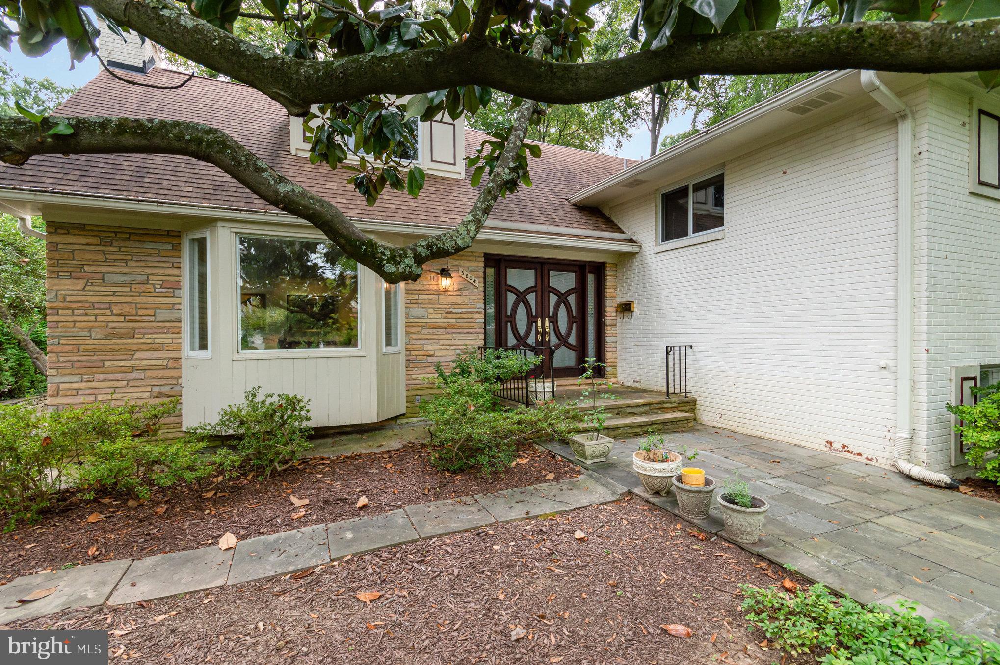 5804 Lenox Road Bethesda, MD 20817 - Photo 39 of 47