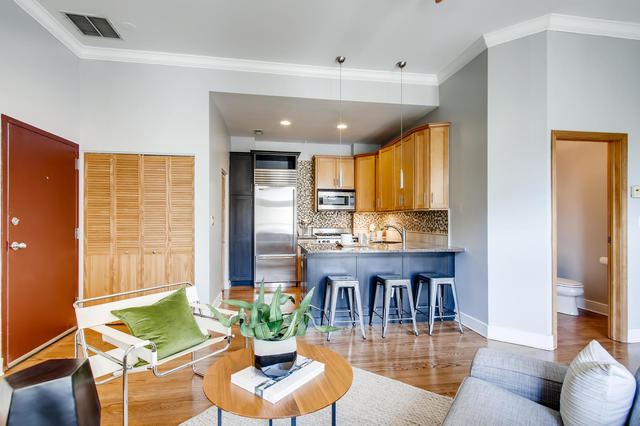 1432 West Erie Street, Unit 2R Chicago, IL 60642 - Photo 4 of 28