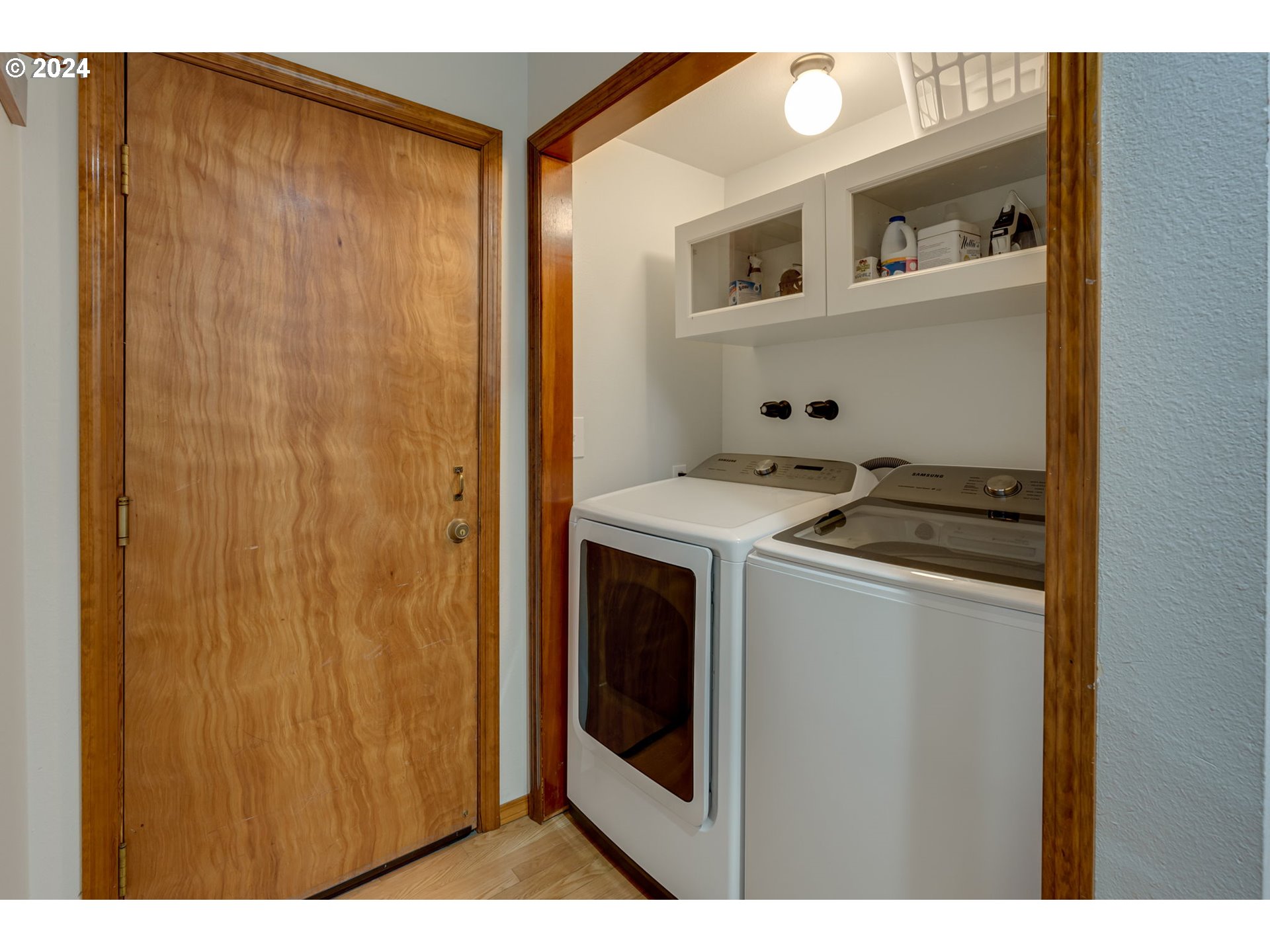 65377 East Sandy River Lane Rhododendron, OR 97049 - Photo 16 of 40 a utility room with dryer and washer