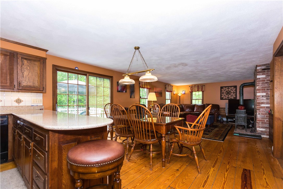 52 Ashland Road Scituate, RI 02857 - Photo 7 of 23