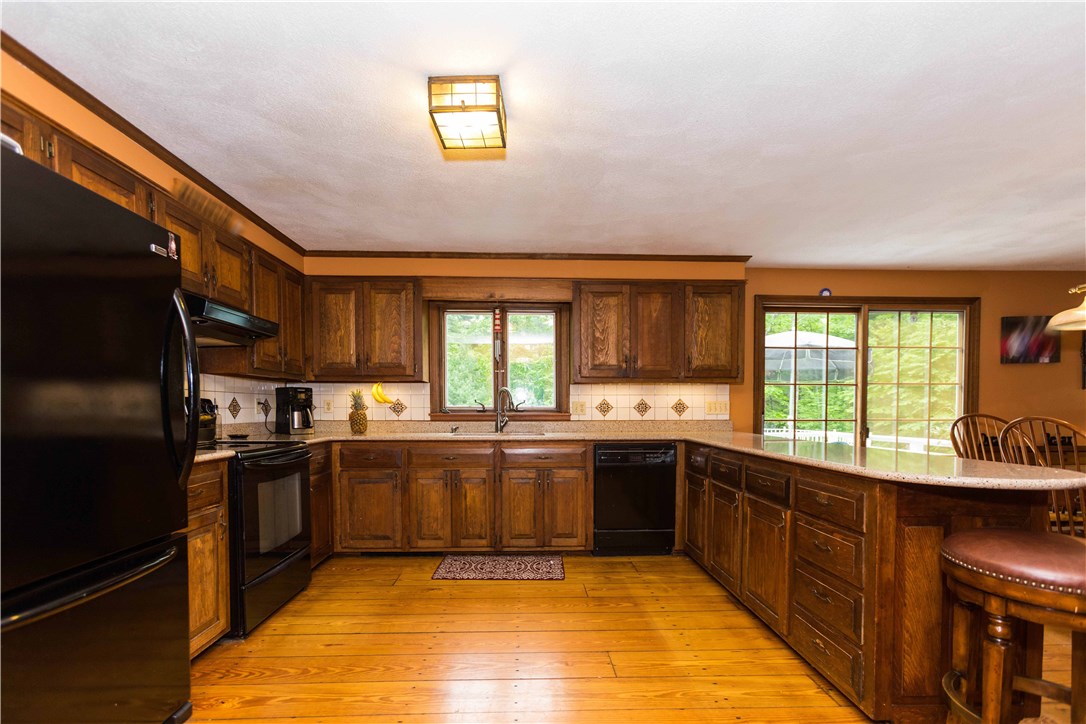 52 Ashland Road Scituate, RI 02857 - Photo 8 of 23