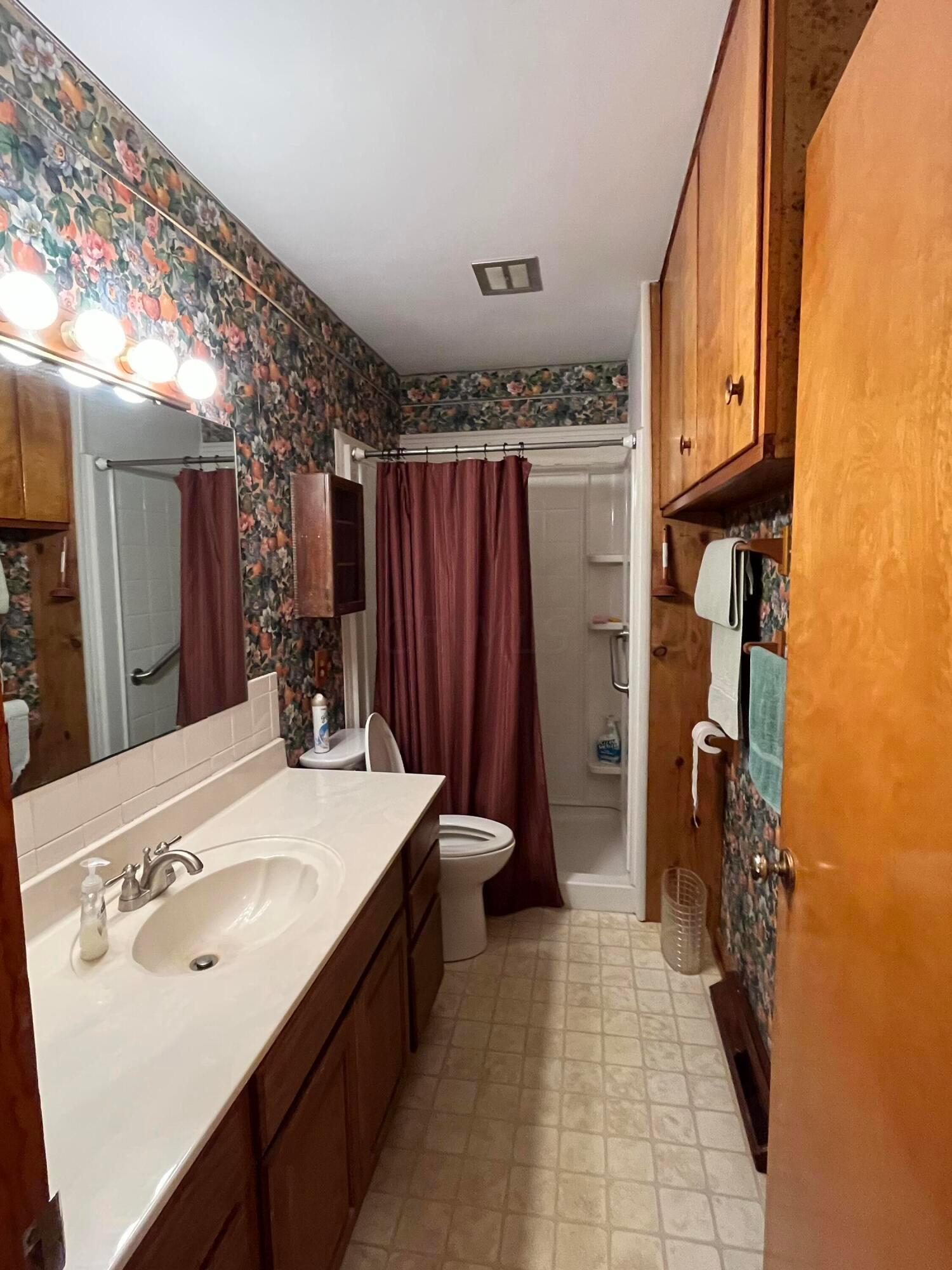 30209 Lake Logan Road Logan, OH 43138 - Photo 27 of 43 full bath