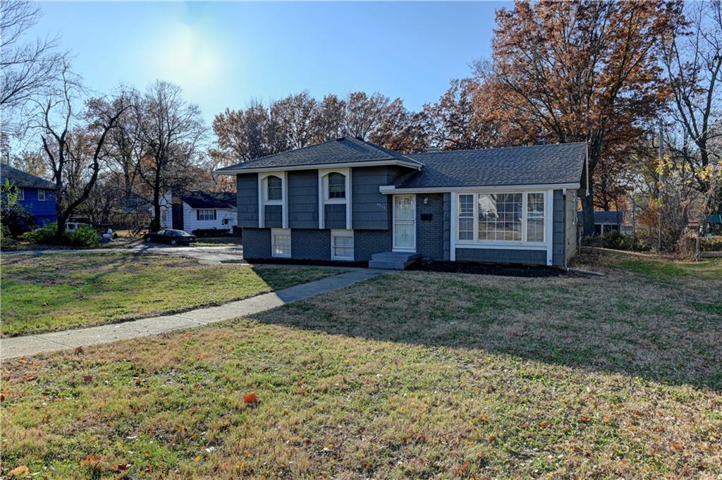 9916 Blue Ridge Boulevard Kansas City, MO 64134 - Photo 1 of 1