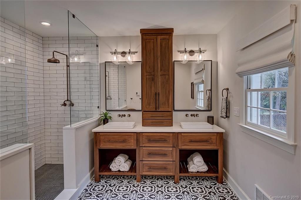 2720 Cross Country Road Charlotte, NC 28270 - Photo 20 of 42 Gallery Image 20
