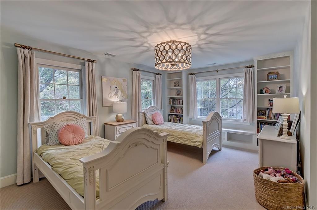 2720 Cross Country Road Charlotte, NC 28270 - Photo 24 of 42 Gallery Image 24