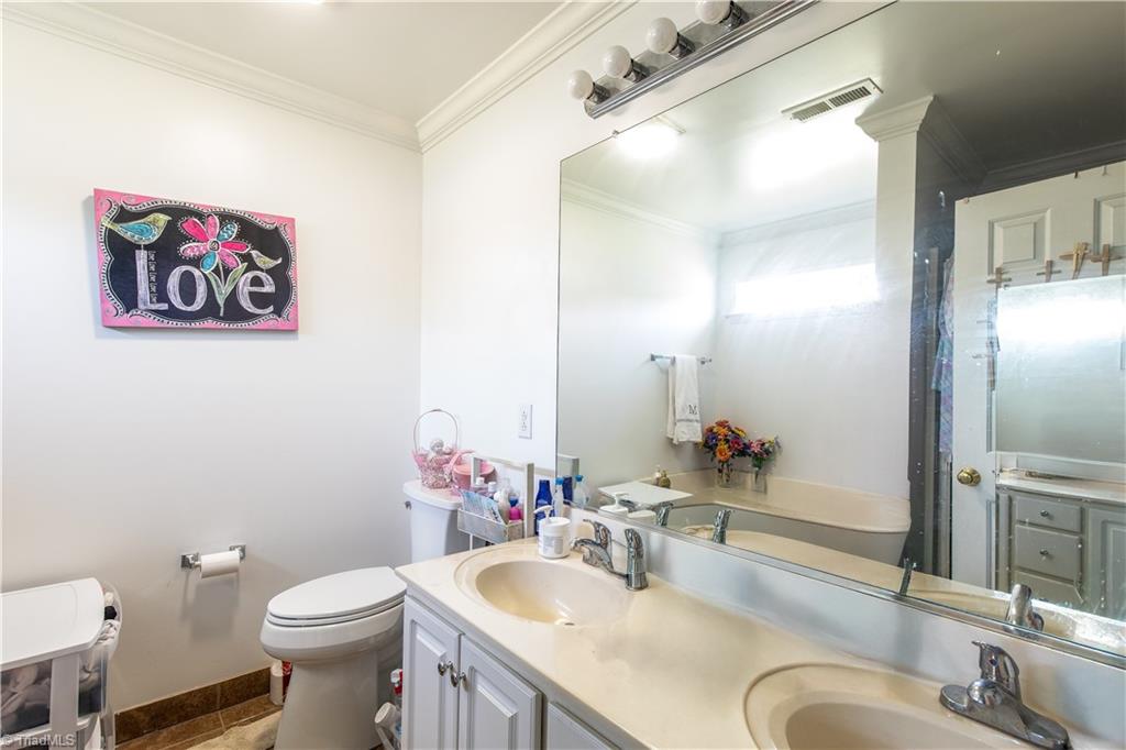 6008 Old Plank Road High Point, NC 27265 - Photo 7 of 12 Gallery Image 7