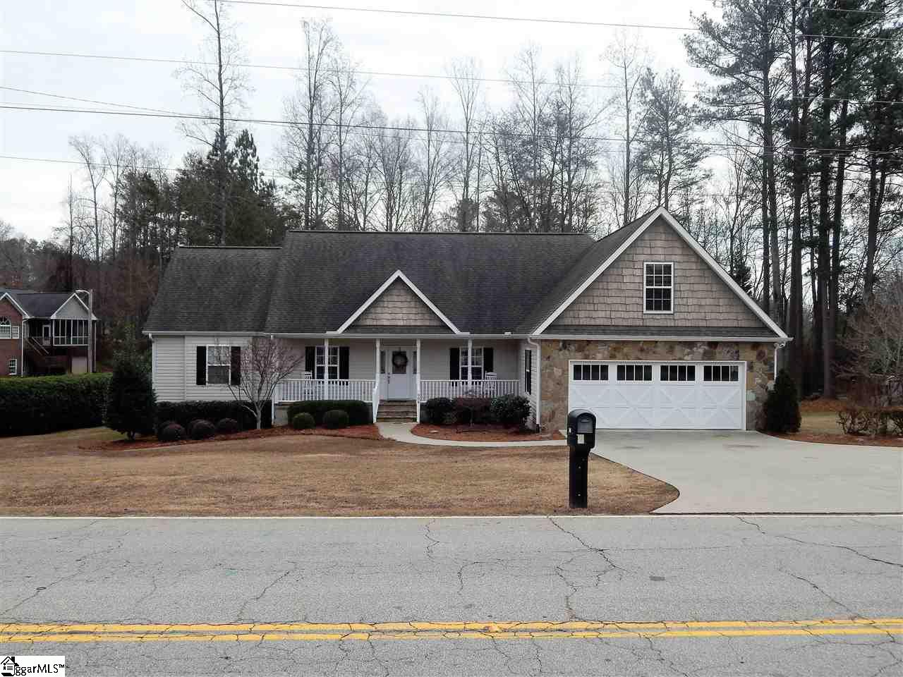 906 McAlister Road Easley, SC 29642 - Photo 1 of 32 Gallery Image 1