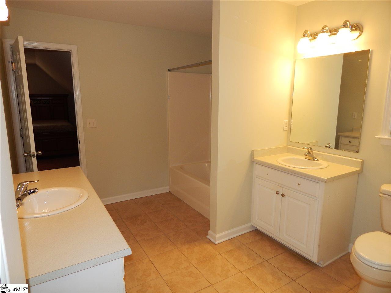 906 McAlister Road Easley, SC 29642 - Photo 22 of 32 Gallery Image 22