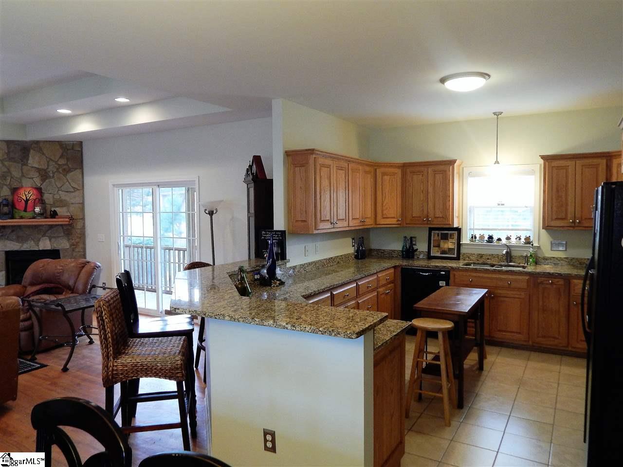 906 McAlister Road Easley, SC 29642 - Photo 7 of 32 Gallery Image 7