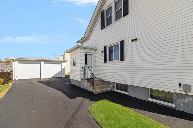 $375,000 | 82 Clemence Street, Cranston, RI 02920