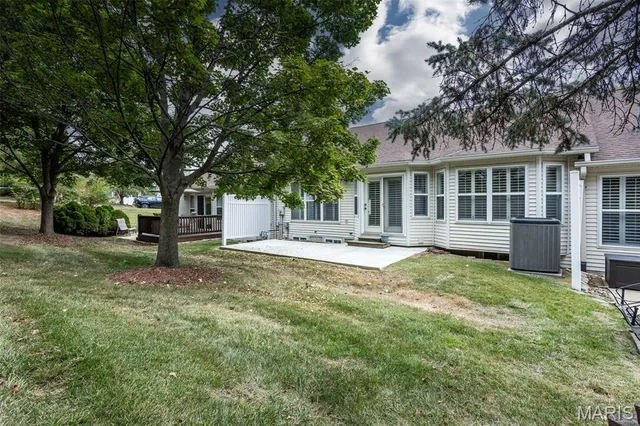 $245,000 | 1005 Lexington Estates Drive, Godfrey, IL 62035