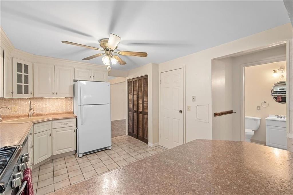 2544 Cole Road Wexford, PA 15090 - Photo 12 of 50 Gallery Image 12