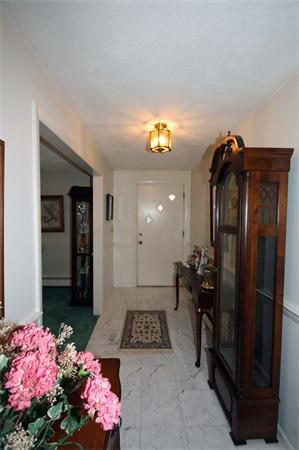 136 Farm Road Marlborough, MA 01752 - Photo 3 of 18 Gallery Image 3