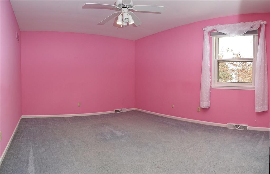 12828 Charing Cross Road Carmel, IN 46033 - Photo 17 of 22 Gallery Image 17