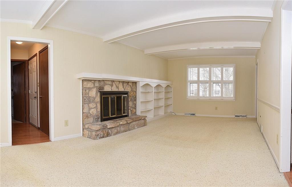 12828 Charing Cross Road Carmel, IN 46033 - Photo 7 of 22 Gallery Image 7