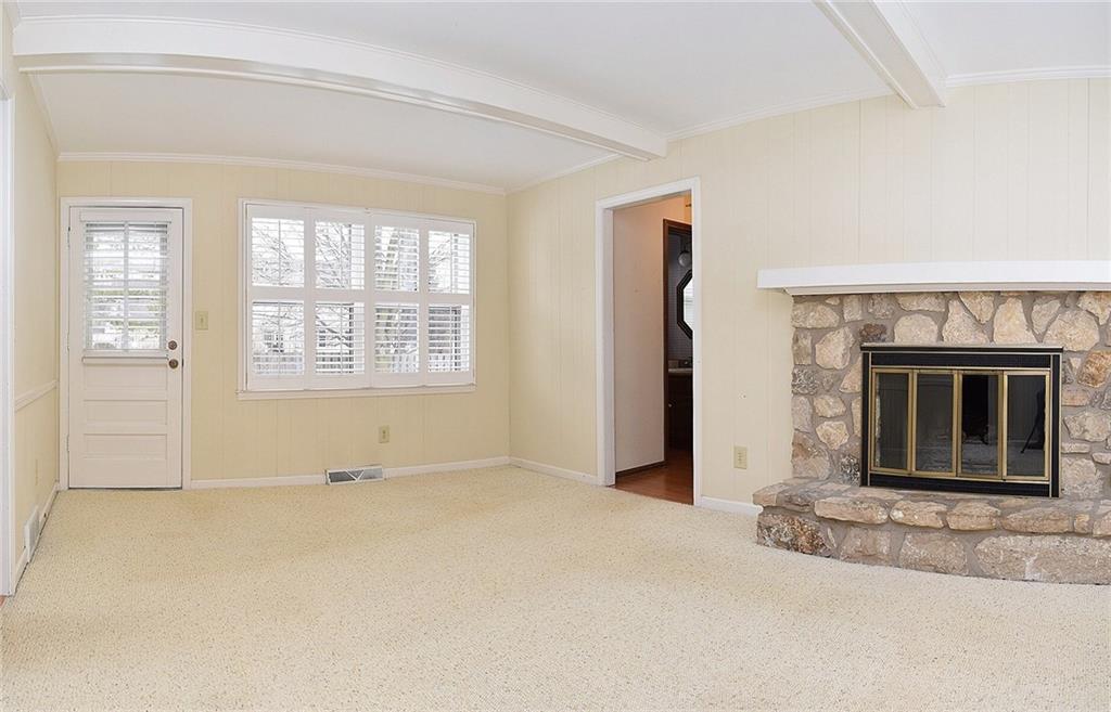 12828 Charing Cross Road Carmel, IN 46033 - Photo 8 of 22 Gallery Image 8